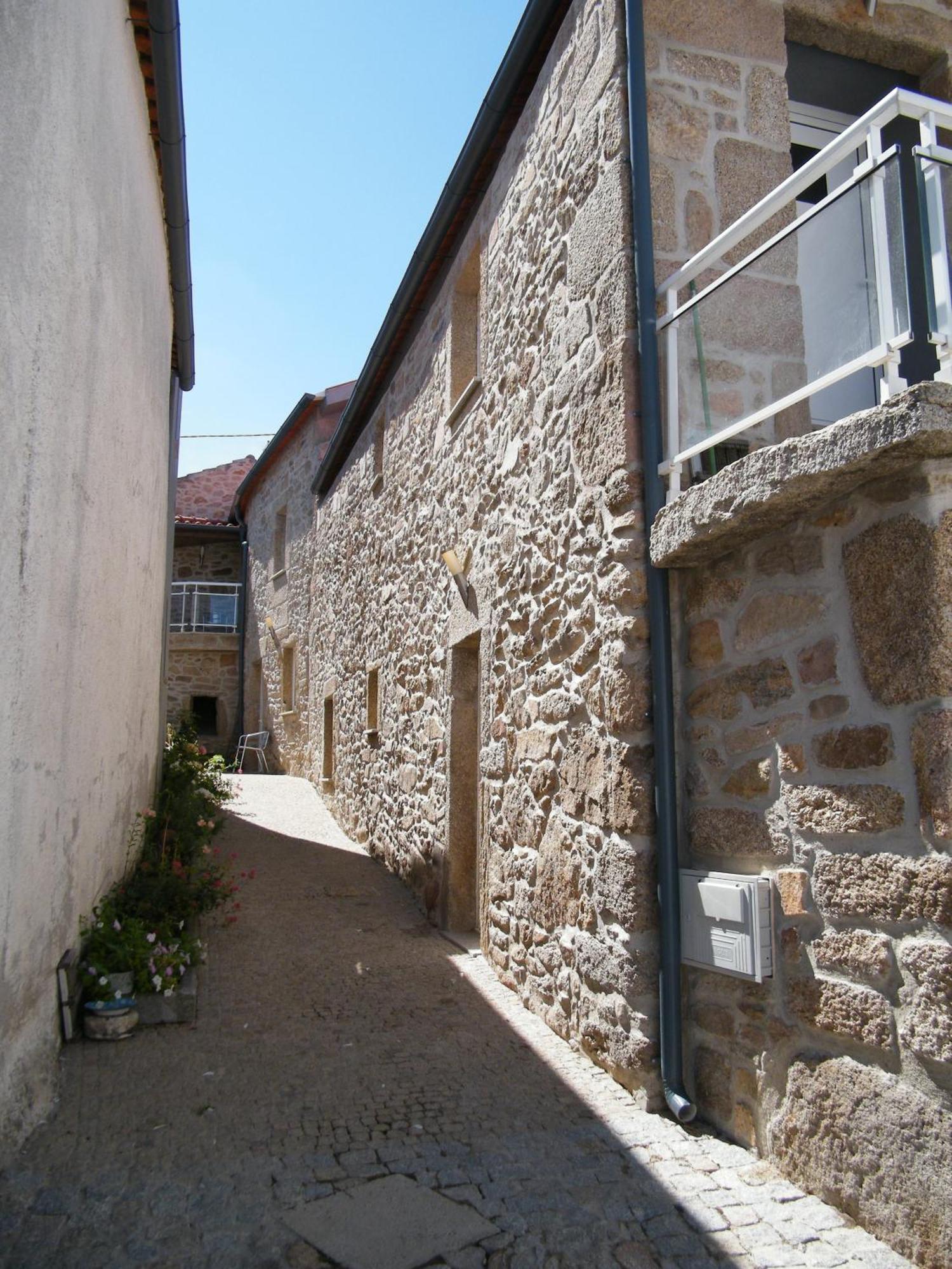 Gasthaus Patio Da Caetana Freineda Exterior foto